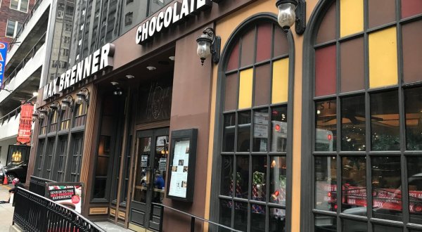 Pennsylvania’s Famous Chocolate Bar, Max Brenner, Turns Anyone Into A Chocoholic