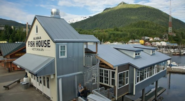 This Alaska Restaurant On Stilts Is The Ultimate Waterfront Dining Destination