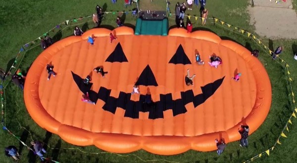 A Gigantic Pumpkin Bounce House Is Coming To Cincinnati To Make Your Fall Even Better