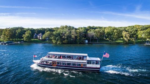Start Your Day With Champagne And Brunch On A Scenic Lake Geneva Cruise In Wisconsin