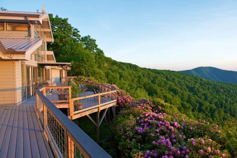 These 6 Mountain Cabin Getaways In Virginia Promise The Perfect Summer Escape