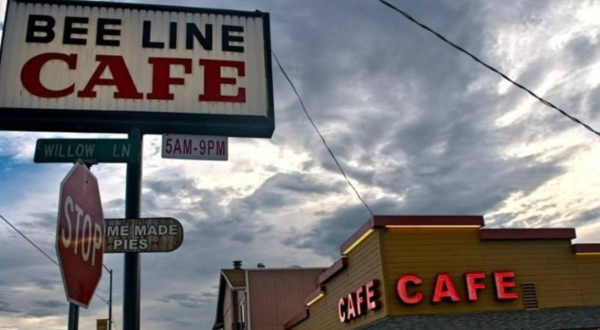 Beeline Cafe In Arizona Is A Tiny Restaurant Known For Its Tasty Fare And Big Portions