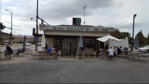 Visit Wally's Drive-In,  The Small Town Burger Joint In Illinois That's Been Around Since 1951