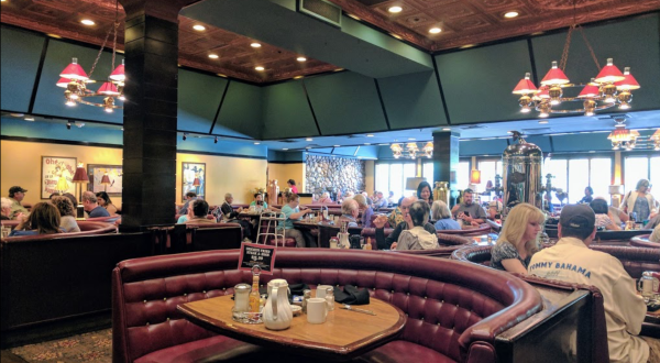 This Amazing Nevada Diner With Hot And Fresh Prime Rib Never Closes