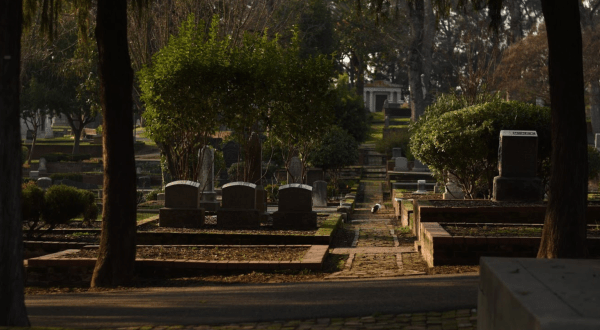 The Sacramento City Cemetery Is One Of Northern California’s Spookiest Cemeteries
