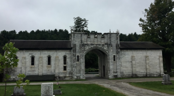 The Green Mountain Cemetery Is One Of Vermont’s Spookiest Cemeteries
