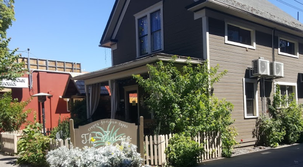 Enjoy Savory And Sweet Crepes at The Vintage, A Charming Cafe In Oregon