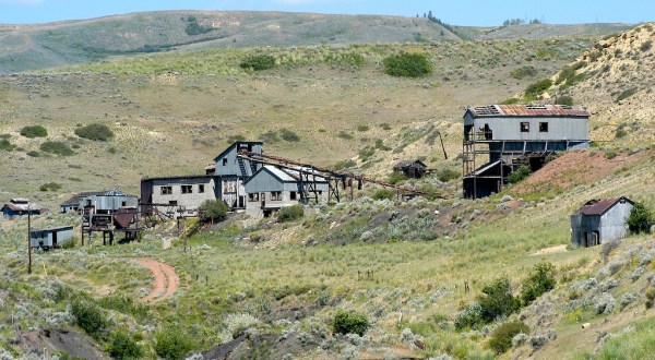 The Deadly History Of This Montana Mine Is Terrifying But True