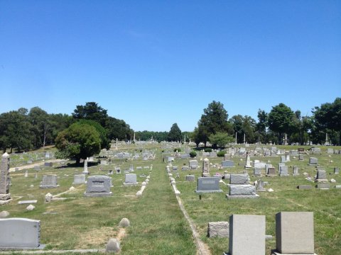The Blandford Cemetery In Petersburg Is One Of Virginia's Spookiest Cemeteries