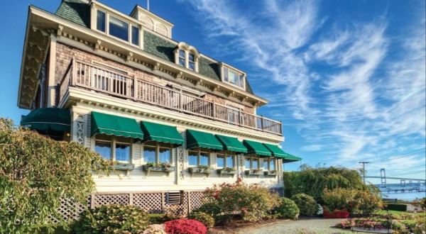 Take Your Taste Buds On Vacation With A Meal At This Rhode Island Waterfront Restaurant