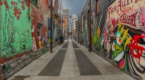 Idaho’s Graffiti Alley Is A Unique Place To Visit