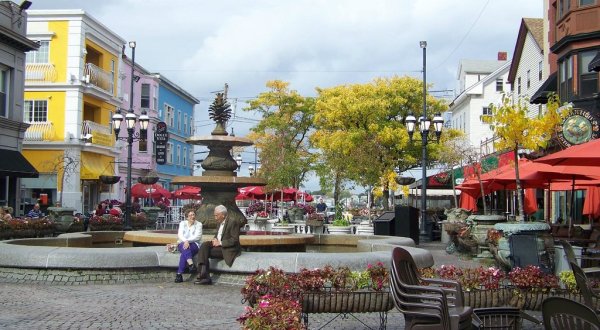 Take A Trip To Rhode Island’s Very Own Little Italy For A Delicious Day Of Eating