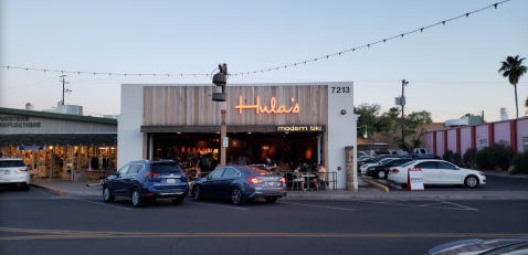 This Hawaiian-Themed Restaurant In Arizona Will Transport You Straight To The Islands