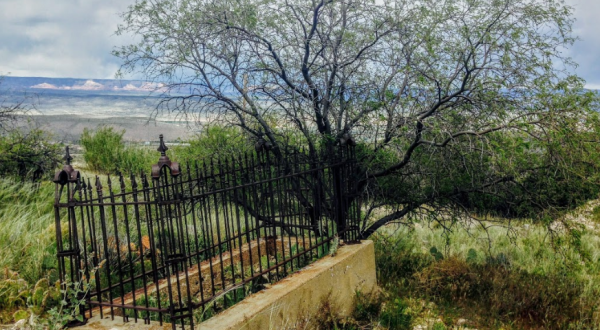 The Old Miners Cemetery Is One Of Arizona’s Spookiest Cemeteries