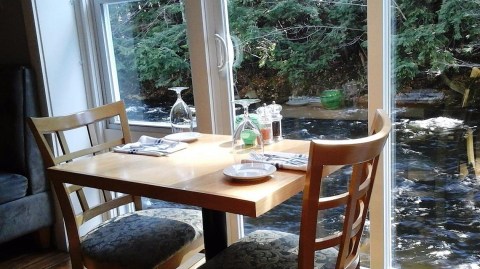Enjoy Beautiful River Views While You Dine At Waterhouse Restaurant In New Hampshire