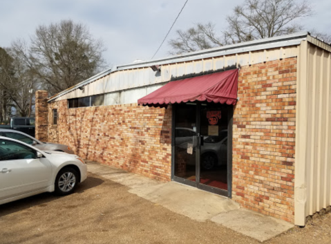 For The Best BBQ You've Ever Tasted, Head Over To Grayson's In Louisiana