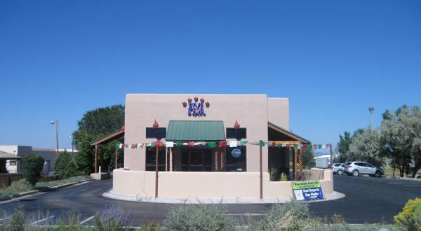 5 Star Burgers Is A Casual Spot With Some Of The Best Burgers In New Mexico