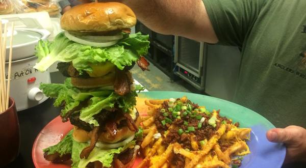 Take On 3 Pounds Of Hamburger For The Anglers Burger Challenge At Anglers White River Resort In Arkansas