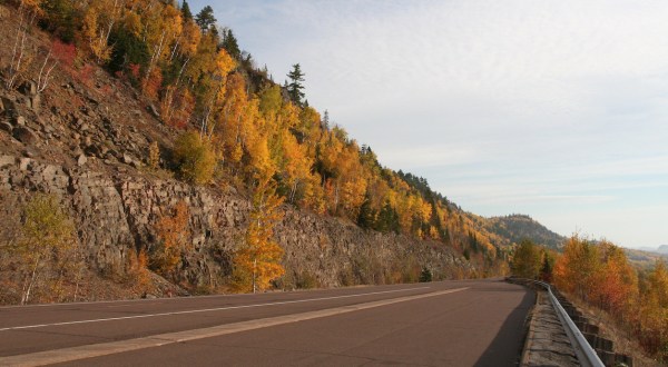 Take A 2-Hour Drive Through Minnesota To See This Year’s Beautiful Fall Colors