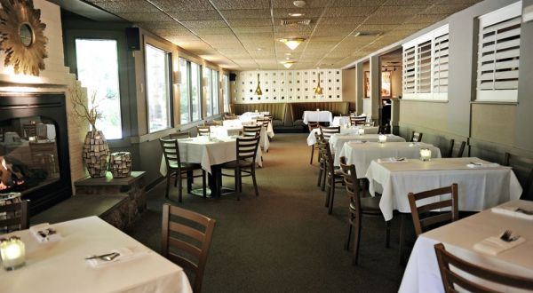 Dine at Meritage, A Delicious Out Of The Way Steakhouse In Rhode Island