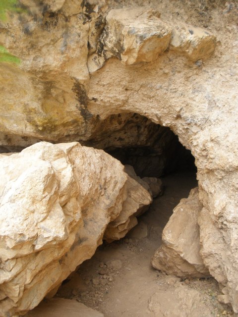 Peppersauce Cave Is Hiding In Arizona’s Santa Catalina Mountains