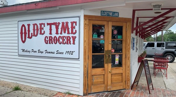 For Over 30 Years, Old Tyme Grocery Has Been Serving Delicious Po’Boys