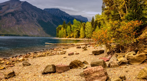 Glacier National Park Is One Of America’s Most Underrated Fall Foliage Destinations