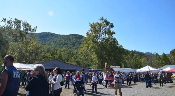 The Delightful Graves Mountain Apple Harvest Festival In Virginia Gets Better And Better Each Year