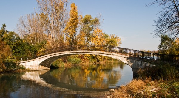 Walk Across The Elizabeth Park Bridges For A Gorgeous View Of Michigan’s Fall Colors