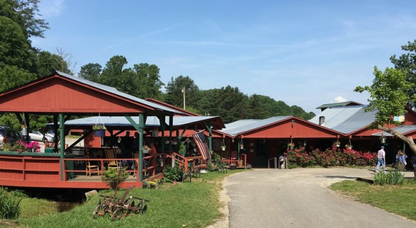 The Restaurant At Shatley Springs Is A Delicious Stop In North Carolina For Southern Food Galore