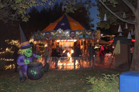 Experience The Zoo At Night At This Unique Halloween-Themed Event In Idaho