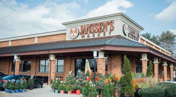 If You’re Looking For The Best Gourmet Grocer In Delaware, Visit Janssen’s Market