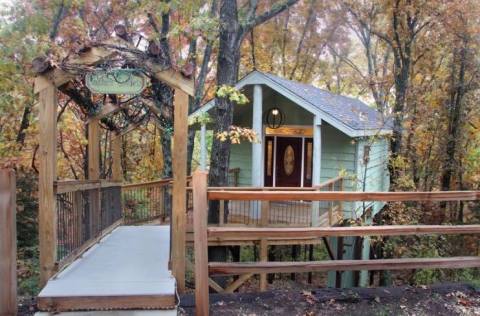 Experience The Fall Colors Like Never Before With A Stay At Branson Treehouse Adventures In Missouri