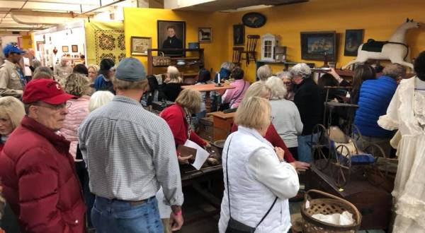 Browse Goods From Over 150 Vendors At The Nashville Show, The Largest Antique Show In Tennessee