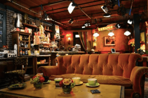 The 'Friends' Couch Is Coming To New Orleans For The 25th Anniversary