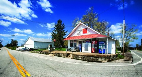 All The Best Comfort Foods Are Served At Carriss's Grocery, A Tiny Corner Market In Kentucky
