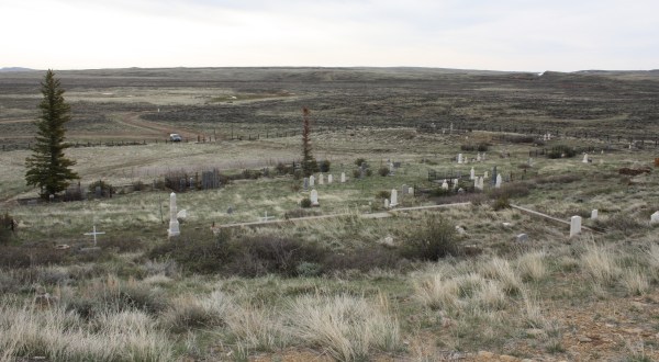 Carbon Cemetery Is One Of Wyoming’s Spookiest Cemeteries