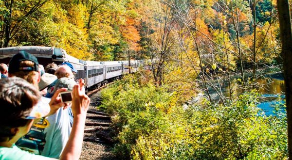 This Open Air Train Ride Near Pittsburgh Is A Scenic Adventure For The Whole Family