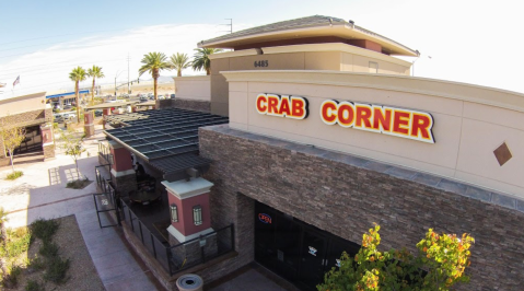 The Plates Are Piled High With Seafood At The Delicious Crab Corner In Nevada