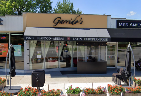 The Gravity-Defying Milkshakes At Garrido's Bistro In Michigan Are Ridiculously Delicious