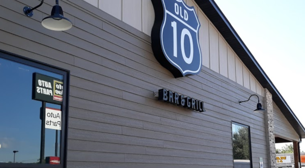 Delight Your Senses With Scrumptious Sandwiches At North Dakota’s Old 10 Bar And Grill