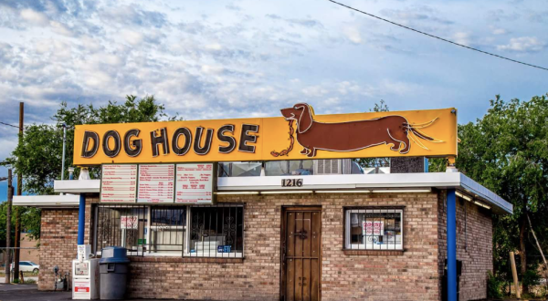 For The Best Hot Dogs In New Mexico, Go To Dog House Drive-In