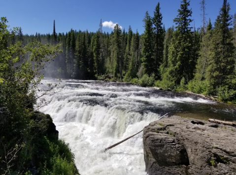 There’s A Secret Waterfall In Idaho Known As Sheep Falls, And It’s Worth Seeking Out