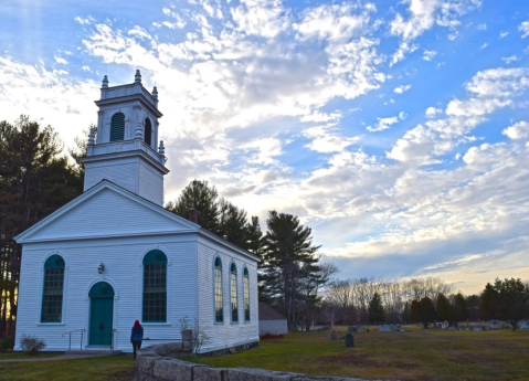 The Newington Meeting House Dates Back To 1717, Making It The Oldest Church In New Hampshire