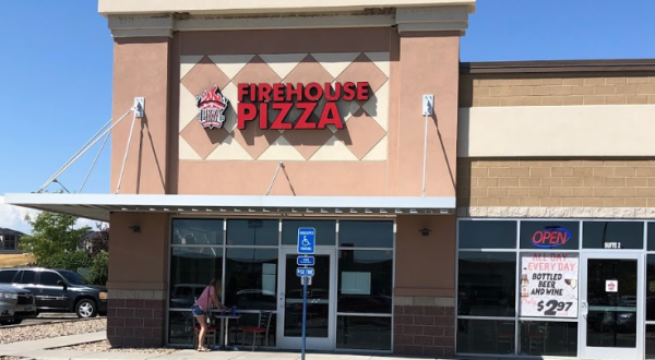 Your Tastebuds Will Thank You For Treating Them To Wood-Fired Pizza At Firehouse Pizza in Wyoming