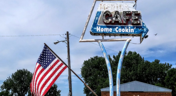 The Home Cookin’ At The Retro Medina Cafe Is Some Of The Best In North Dakota