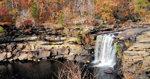 Little River Falls In Alabama Will Soon Be Surrounded By Beautiful Fall Colors
