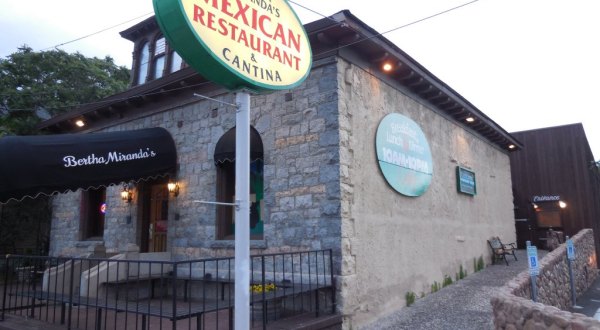 Bertha Miranda’s Is A Three-Story Mexican Restaurant In Nevada With Unbeatable Latin Food