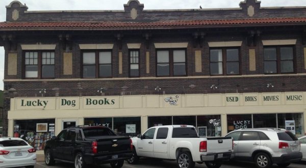 Everything Is $3 Or Less At Lucky Dog Books In Texas