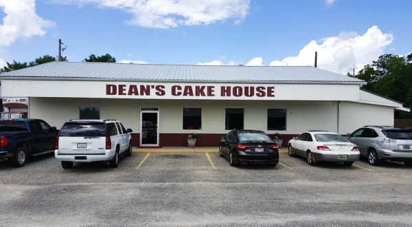 The Small Town Of Andalusia Is Where You’ll Find Alabama’s Famous 7-Layer Cake